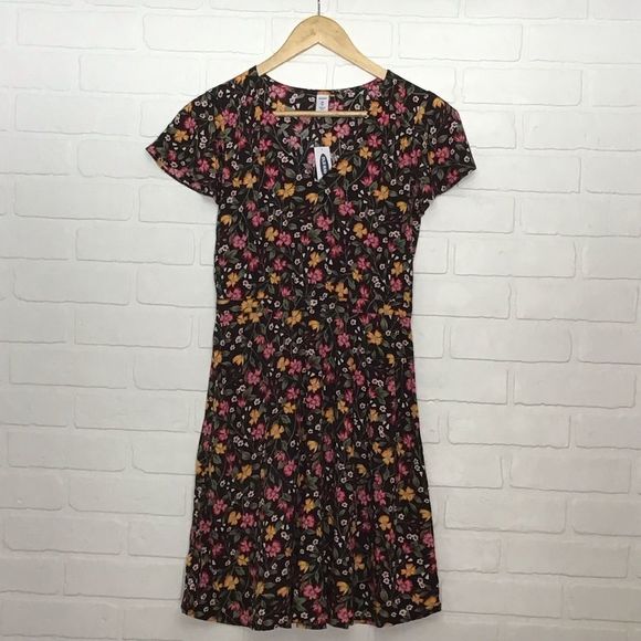 Old Navy Dresses & Skirts - 𝅺Cute summer liberty  floral dress Old Navy NWT Grandmacore